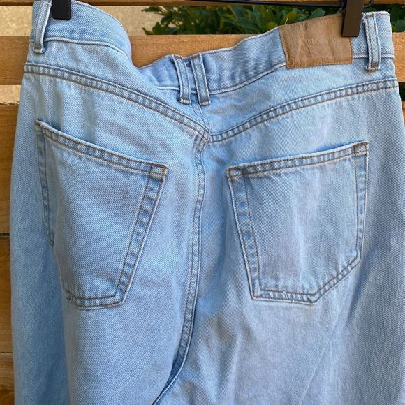 Pull&Bear Women’s Pale Blue Ripped Straight Fit Jeans Size 10 - Picture 7 of 8